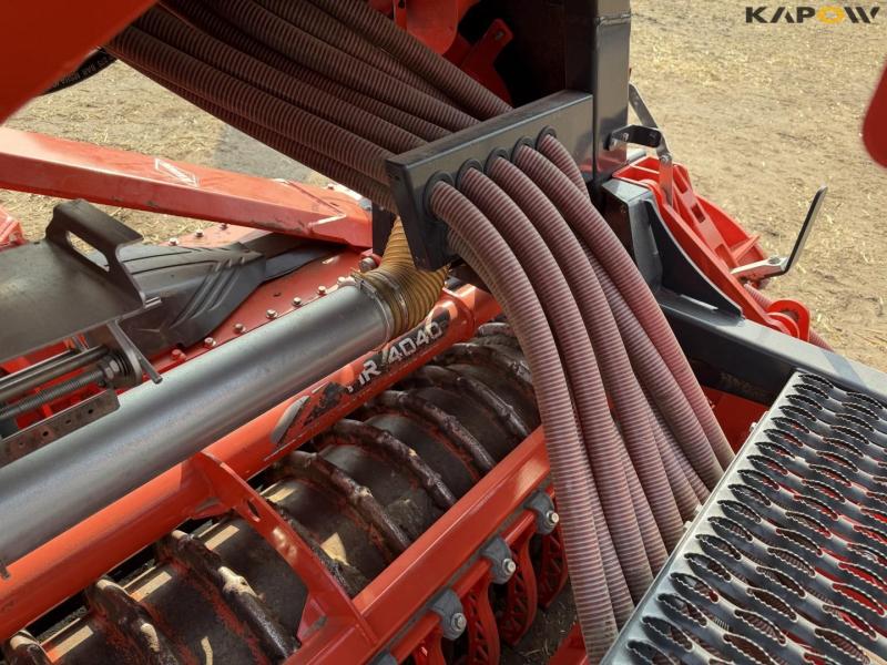 Kuhn 4030 power harrow seeding kit 50