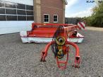 Kuhn FC352G windrower 2