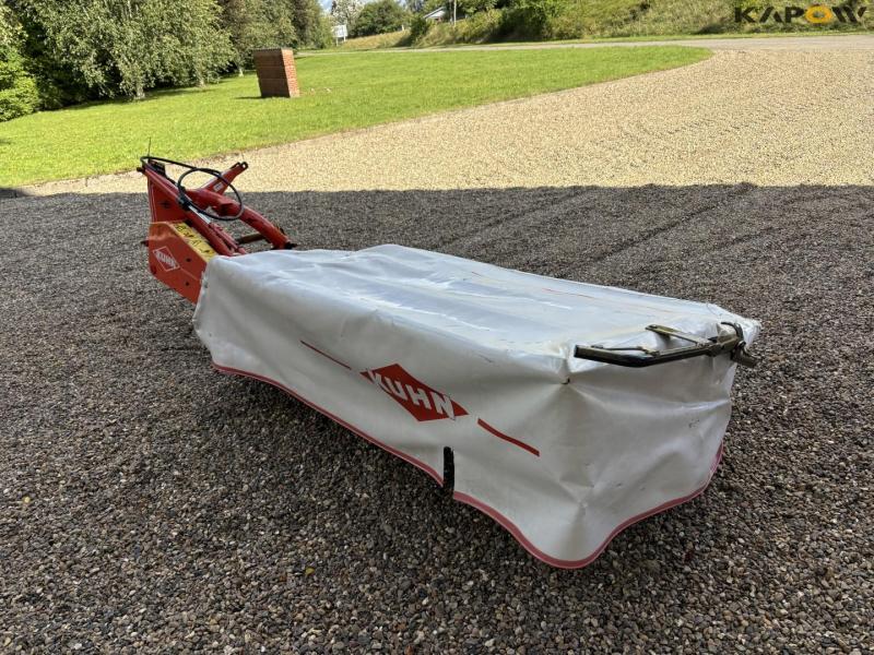 Kuhn GMD55 disc mower 5