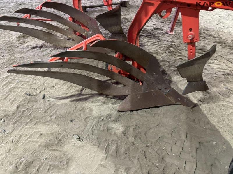 Kuhn multi-master 152 AV 2 furrow front plough 31