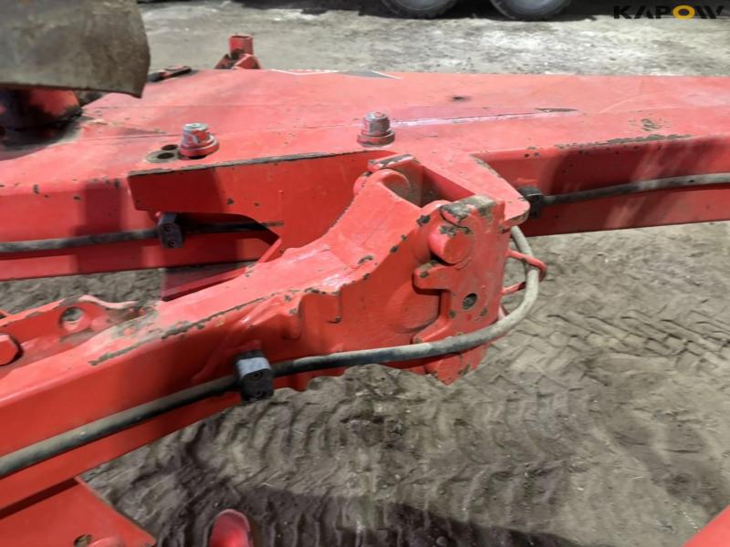 Kuhn multi-master 152 AV 2 furrow front plough 37