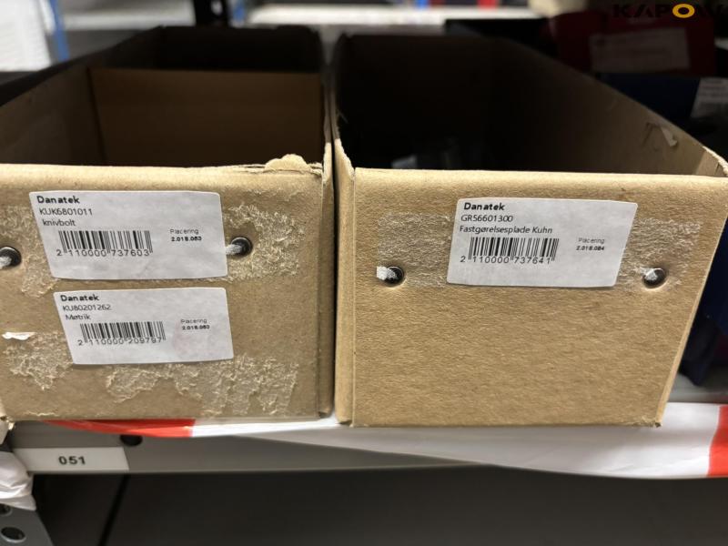 Kuhn spare parts - new 14