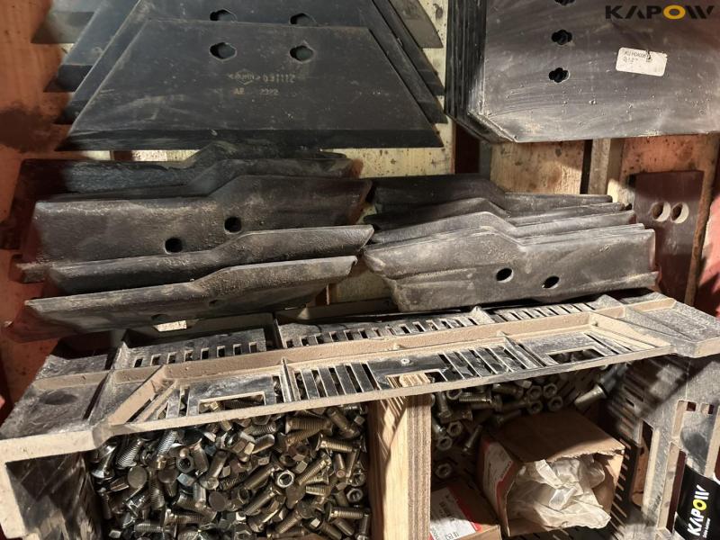 Kuhn wear parts for plow 8