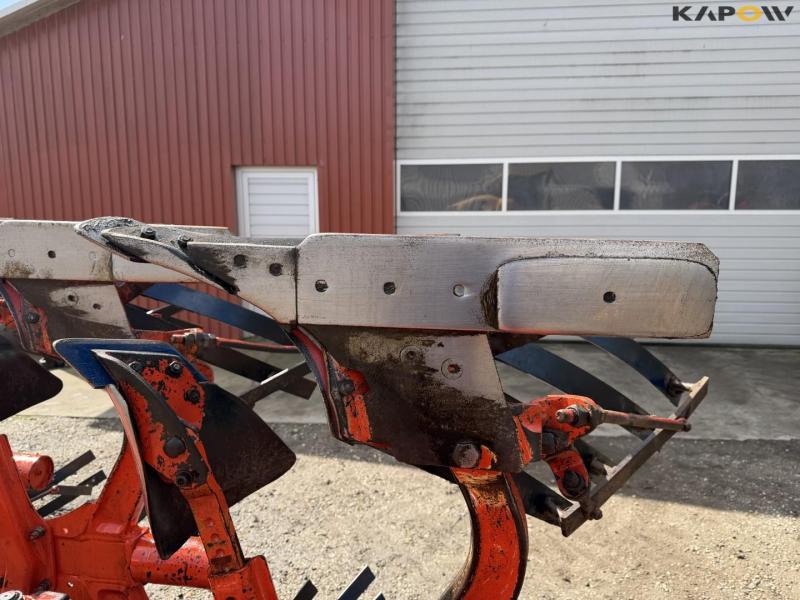 Kuhn Vari-Master 151 5 furrow plough 28