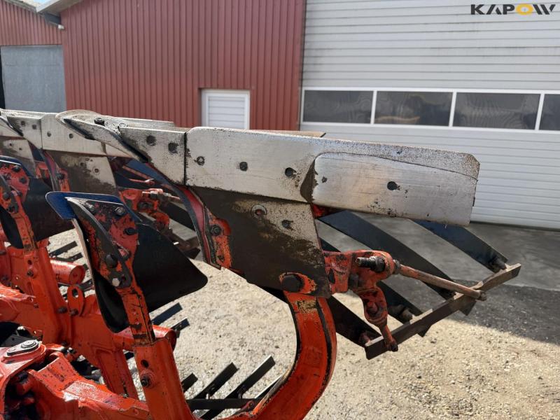 Kuhn Vari-Master 151 5 furrow plough 29