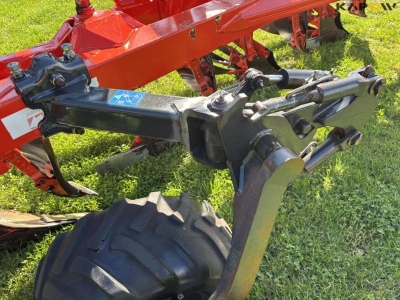 Kuhn Vari-Master 152 rake reversible plough 28