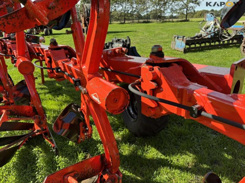 Kuhn Vari-Master 152 rake reversible plough 35