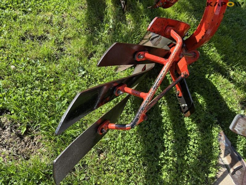 Kuhn Vari-Master 152 rake reversible plough 38