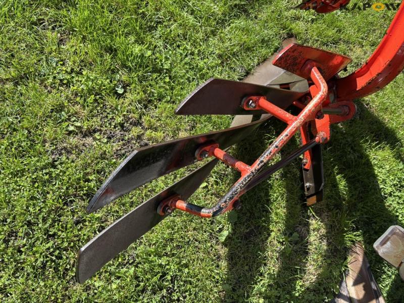 Kuhn Vari-Master 152 rake reversible plough 45