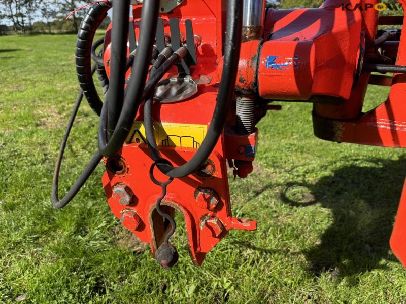 Kuhn Vari-Master 152 rake reversible plough 51