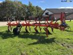 Kuhn Vari-Master 152 rake reversible plough 4