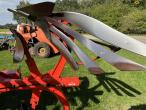 Kuhn Vari-Master 152 rake reversible plough 33