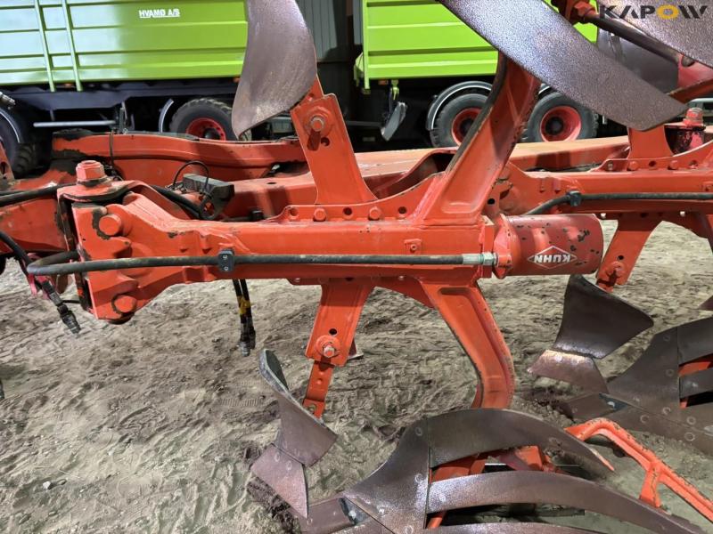 Kuhn vario-master 153 5 furrow plough 56