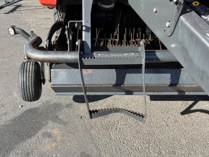 Kuhn VBP 3195 IntelliWrap baler 19
