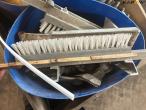 Cattle brush/various cattle equipment 5