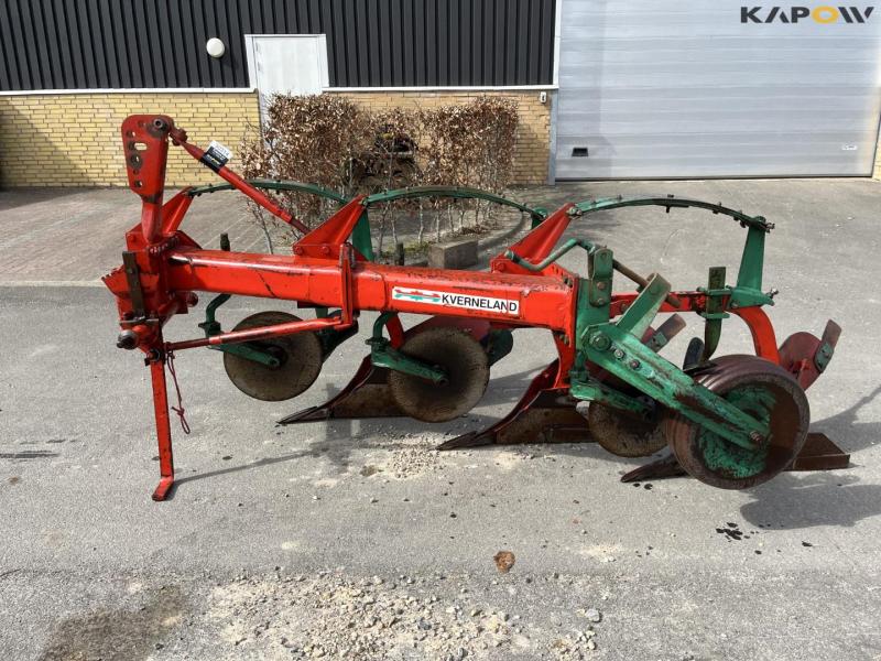 Kverneland 3 furrow plough 8