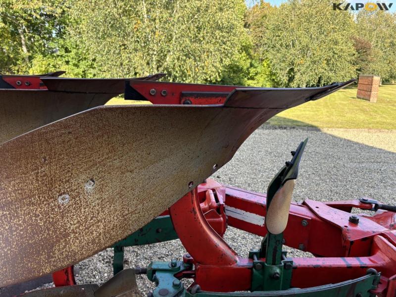 Kverneland 4-furrow EG85 reversible plow 40