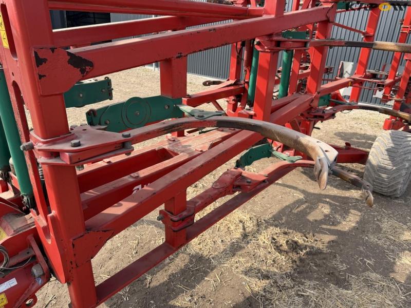 Kverneland CTC stubble harrow 14