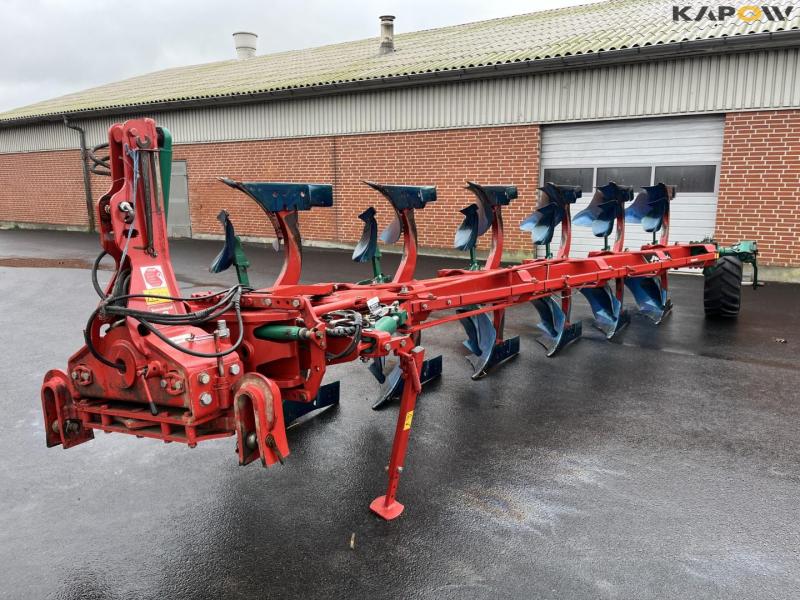 Kverneland EG 6 furrow reversible plough 1