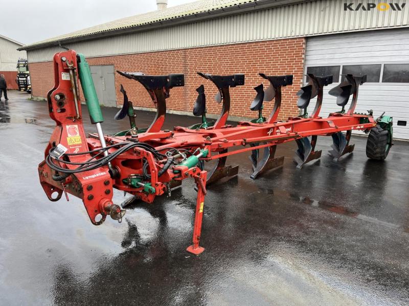 Kverneland EG100 5 furrow plough 1