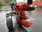Kverneland EG100 5 furrow plough 6