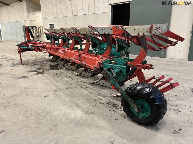 Kverneland EG100 6 furrow reversible plough with soil packers 5