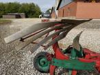 Kverneland EG100 furrow plough 30