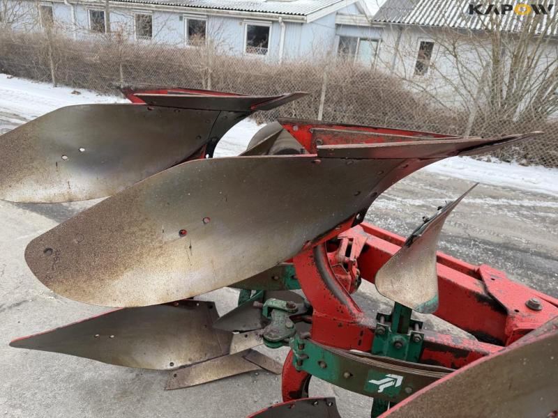 Kverneland EG85 plow 30