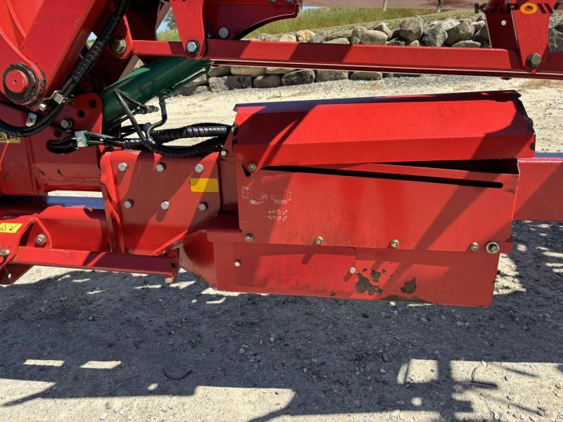 Kverneland PW 100 8 furrow reversible plough 86