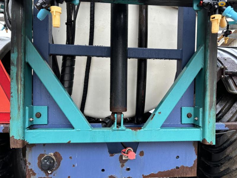 Sprayer Uni-Flyg 7000 24meter sprayer 33