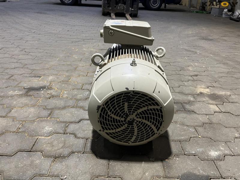 Lönne 30kw electric motor 6