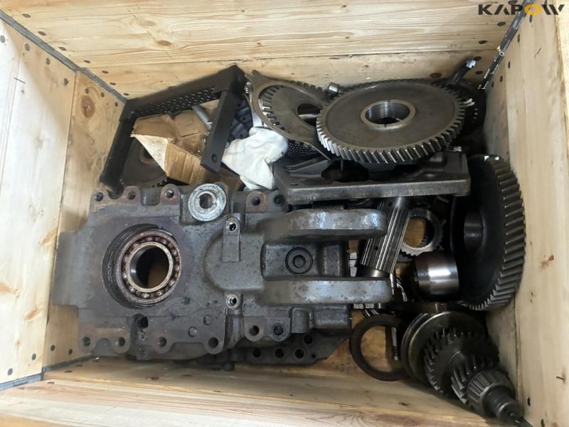 Leg for Valtra T171/ PTO housing unknown 16