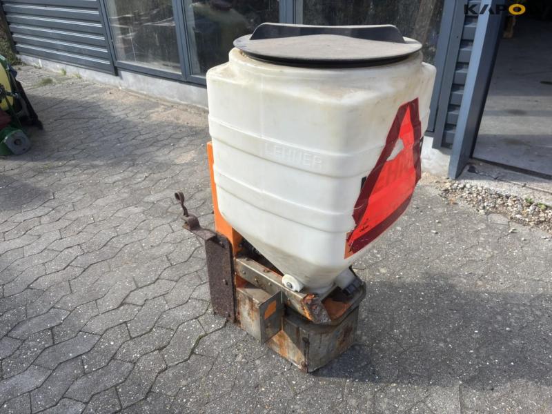Lehner salt spreader 3