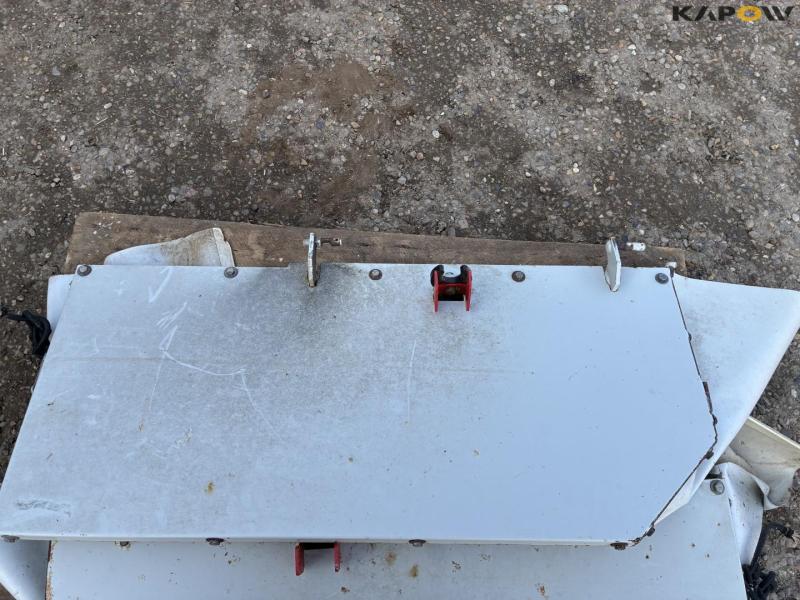 Lely 320F frame and curtains 20