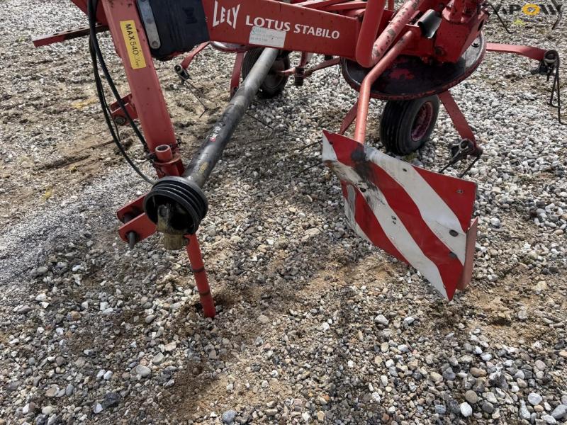 Lely Lotus Stabilo 520 tedder 17