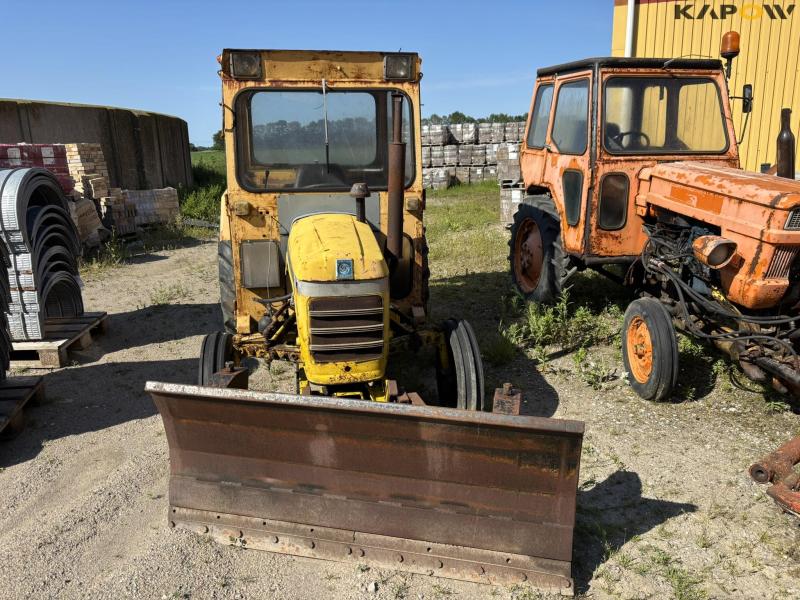 Leyland 154 with snowplow 2