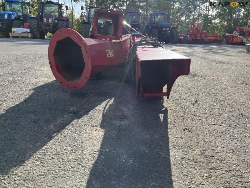 Lindana TP 320/400 unloads spout 9