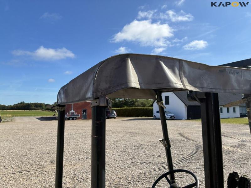 Linde E12 electric forklift 20