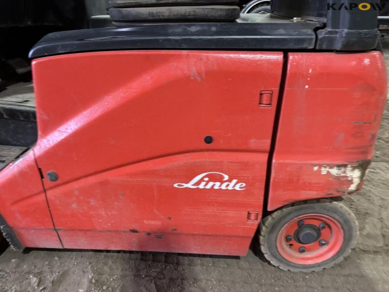 Linde E16 Electric forklift 34