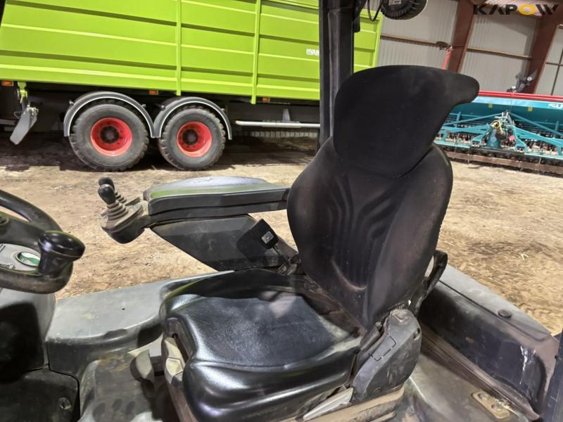 Linde E16 Electric forklift 39