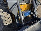 Liugong 385B skid steer loader 14