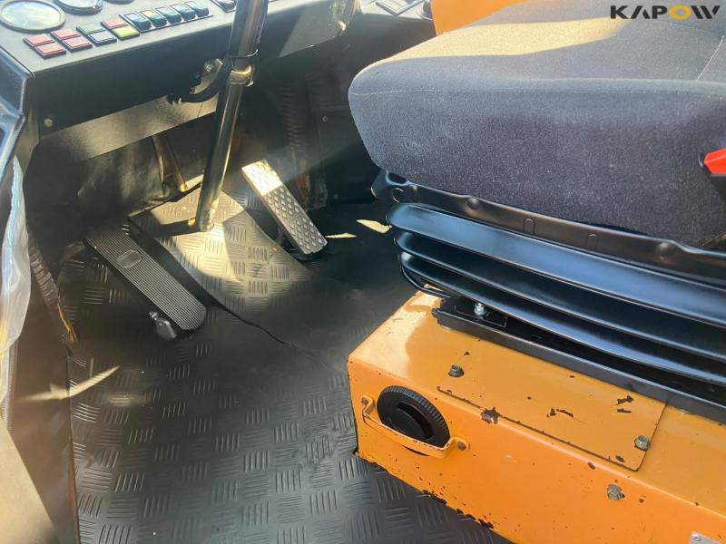 Ljungby 1322 rubber wheel loader 74
