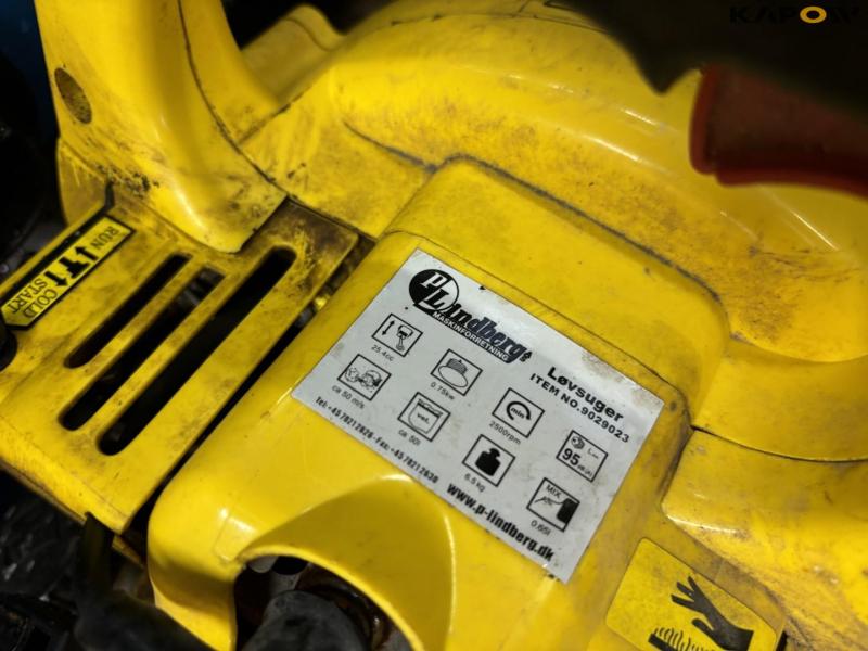 Leaf blower + vacuum 12