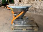 LS Cosmo P-Pro 180 salt spreader - NEW 7