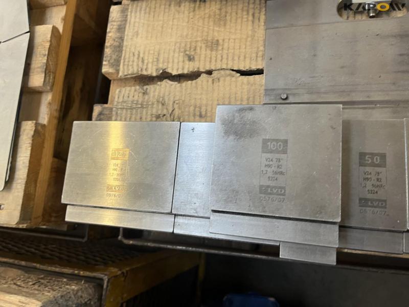 LVD PPEB 110/30 Hydraulic Edge Presses 31