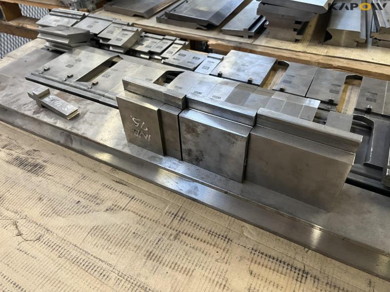 LVD PPEB 110/30 Hydraulic Edge Presses 37