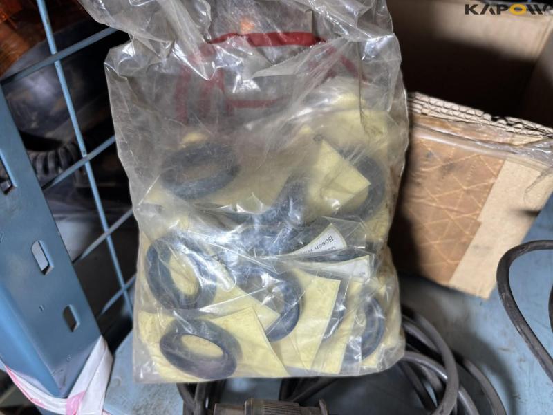 Lights and electrical items 48