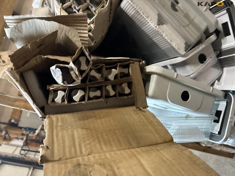 Fluorescent tubes, fixtures and storage boxes 14