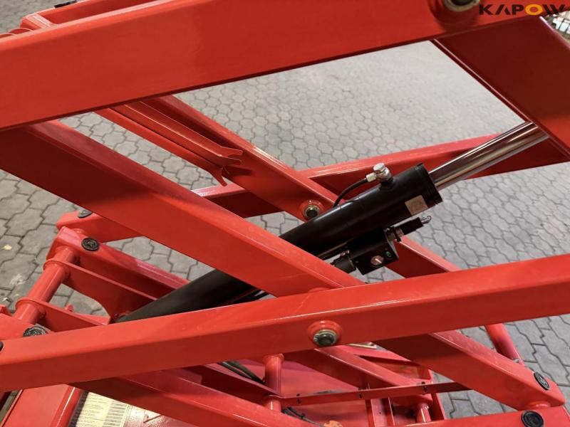Magni ES0607M scissor lift 20