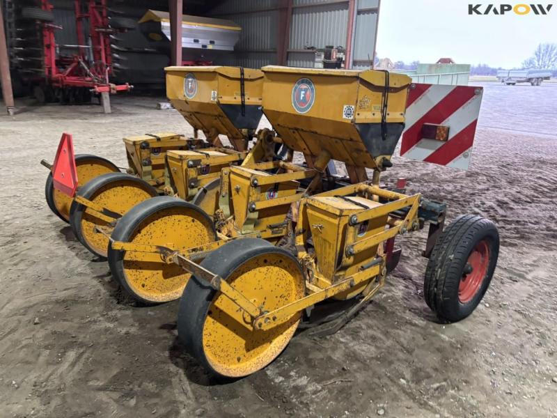 Corn seeder - 4 rows. 5